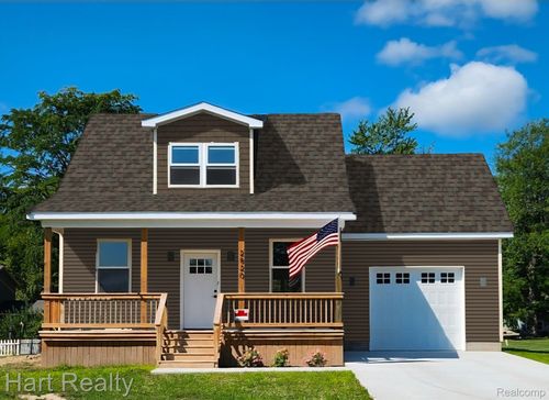 2796 Angle St, Marlette, MI, 48453-1003 | Card Image