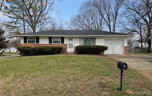 843 Font Lane, Bellefontaine Nghbrs, MO, 63137 | Card Image