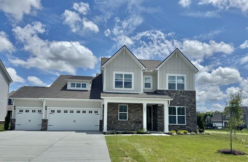 2641 Augusta Trace Dr, Columbia, TN, 38401-4781 | Card Image