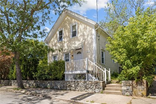 217 Bay View Ave, Cranston, RI, 02905-4101 | Card Image