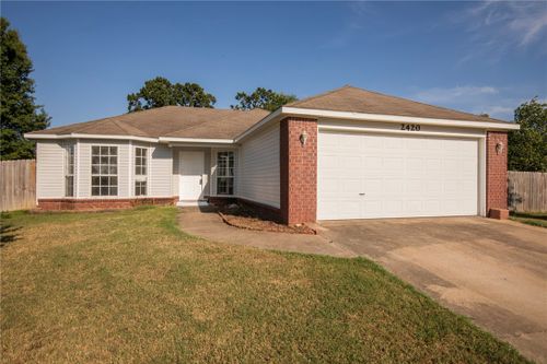 2420 George Miller Drive, Pea Ridge, AR, 72751 | Card Image