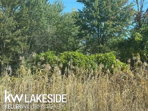 21 Mile Rd, New Baltimore, MI, 48047 | Card Image