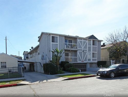 262 W Valencia, Burbank, CA, 91502 | Card Image