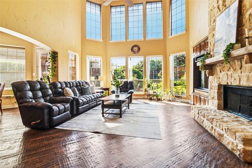 8113 Sutherland Ln, Plano, TX, 75025-5545 | Card Image