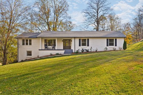 5107 Longstreet Dr, Brentwood, TN, 37027-6533 | Card Image