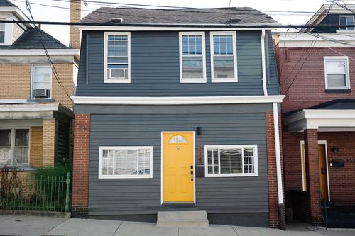 334 44th Street, Lawrenceville, PA, 15201 | Card Image