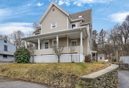 17 Mason St, Hudson, MA, 01749-2506 | Card Image
