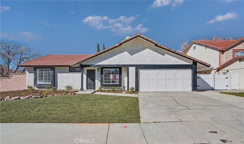 203 Linda Court, Palmdale, CA, 93550 | Card Image