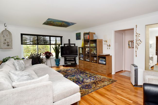 C-2 - 42266 Woodward Ave, Condo with 2 bedrooms, 2 bathrooms and null parking in Bloomfield Hills MI | Image 4