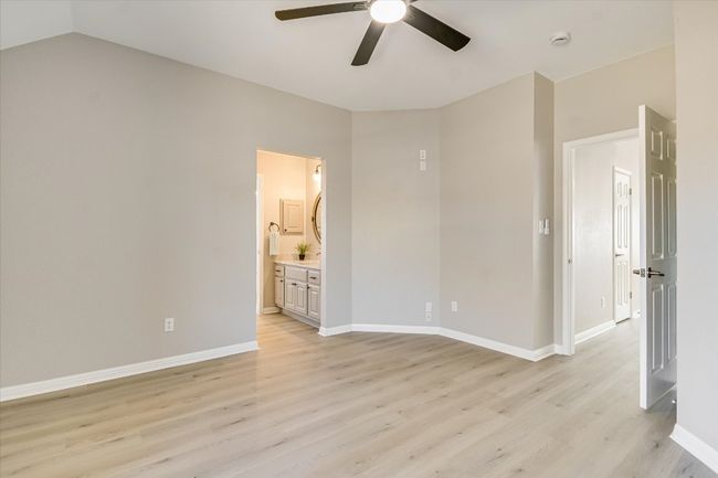 9201 Cessna Ln, House other with 5 bedrooms, 4 bathrooms and 4 parking in Austin TX | Image 33