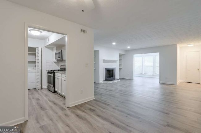 320 Park Ridge Cir, Condo with 1 bedrooms, 1 bathrooms and null parking in Marietta GA | Image 13