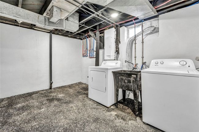 27540 Parkwood Dr, House other with 4 bedrooms, 3 bathrooms and null parking in Euclid OH | Image 24
