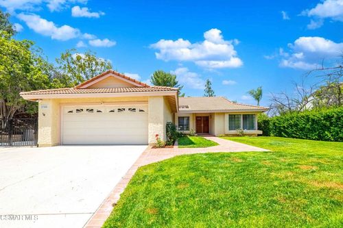 27555 Freetown Ln, Agoura Hills, CA, 91301-3560 | Card Image