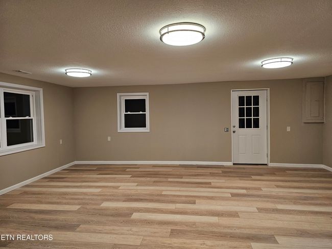 REC ROOM BASEMENT | Image 27