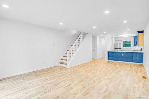 15-15 Leeward Lane, Brookhaven, NY, 11777 | Card Image