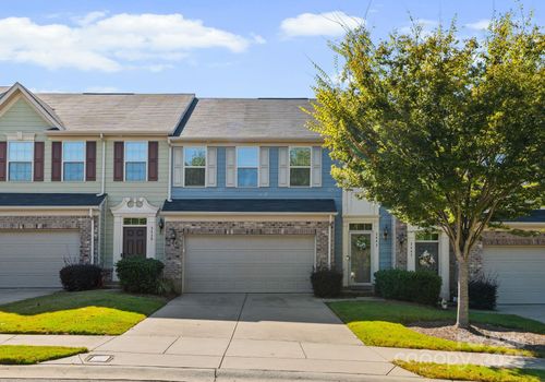 3443 Hornets Nest Way, Charlotte, NC, 28208-5224 | Card Image