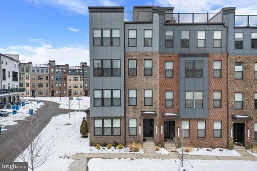 44481 Wolfhound Sq, ASHBURN, VA, 20147-6346 | Card Image