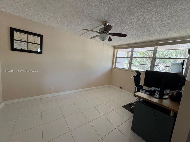 APT-201 - 1920 Sabal Palm Dr, Condo with 3 bedrooms, 2 bathrooms and null parking in Davie FL | Image 9