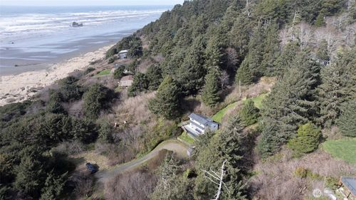 54 Copalis Rock Ln, Copalis Beach, WA, 98535-1202 | Card Image