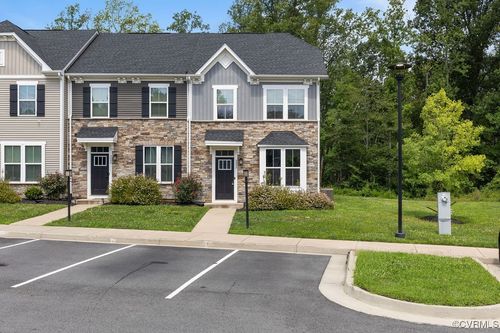 4042 Grove Point Dr, Richmond, VA, 23223-1119 | Card Image