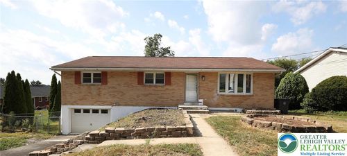 1421 Harriet Ave, Allentown, PA, 18103-8327 | Card Image