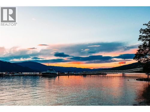 3165 Hilltown Dr, Kelowna, BC, V1V0C6 | Card Image