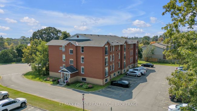 403 - 540 Talbot Pl, Condo with 2 bedrooms, 1 bathrooms and 1 parking in Gananoque ON | Image 23