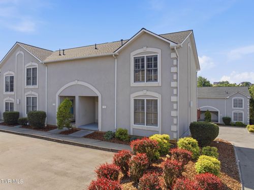 61-152 Bentley Parc, Johnson City, TN, 37615-4914 | Card Image