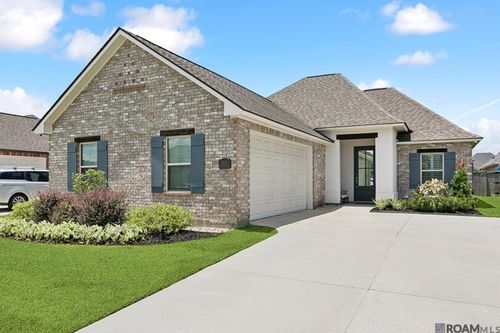 13314 Belle Prairie Dr, Geismar, LA, 70734-3424 | Card Image