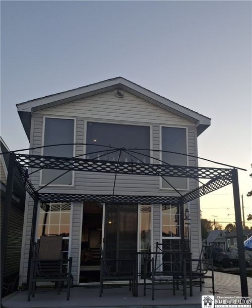 265 E Terrace Ave, Lakewood, NY, 14750-1530 | Card Image