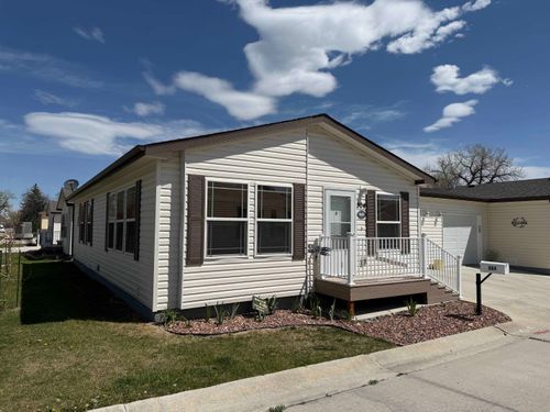 304 F F St, Buffalo, WY, 82834-1784 | Card Image
