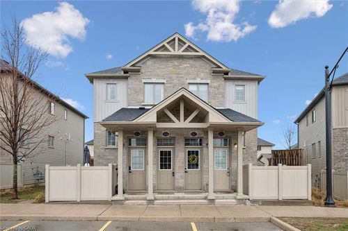 12b-388 Old Huron Rd, Kitchener, ON, N2R0J5 | Card Image