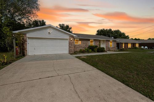 104 Louise Dr, Crestview, FL, 32536-4231 | Card Image