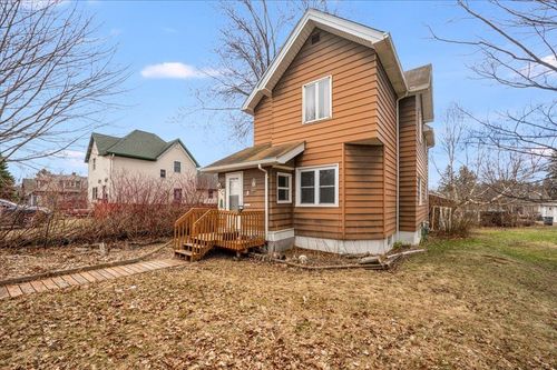 8 4th St, Proctor, MN, 55810-2212 | Card Image