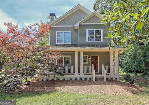 643 Washington St, Clarkesville, GA, 30523-6015 | Card Image