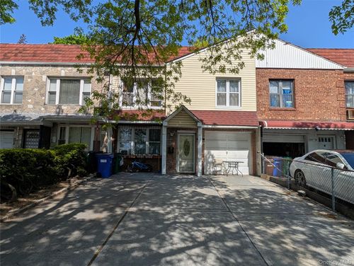207-11 Hillside Ave, Queens Village, NY, 11427-1732 | Card Image