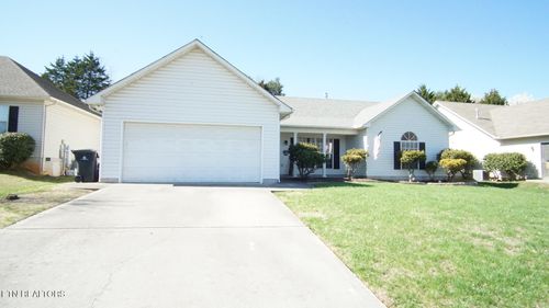 5425 Crooked Pine Ln, Knoxville, TN, 37921-4964 | Card Image