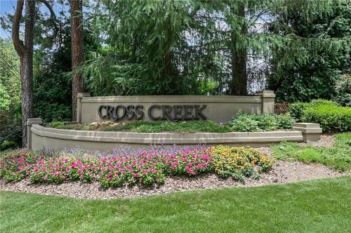 70 Chaumont Sq Nw, Atlanta, GA, 30327-1032 | Card Image