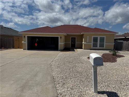 16113 Broomsedge St, Corpus Christi, TX, 78418-6515 | Card Image