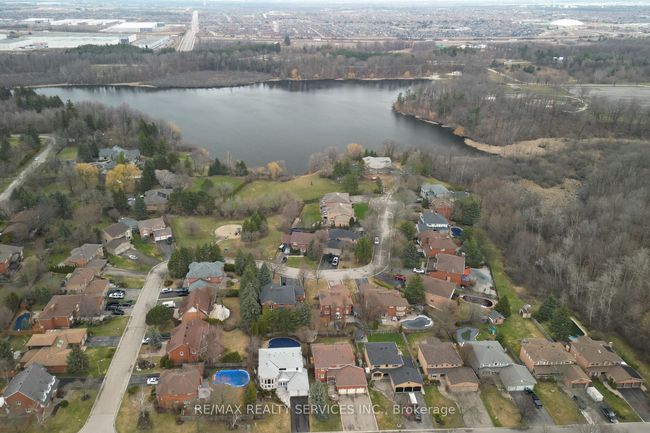 15 Brookbank Crt, House other with 4 bedrooms, 4 bathrooms and 4 parking in Brampton ON | Image 40