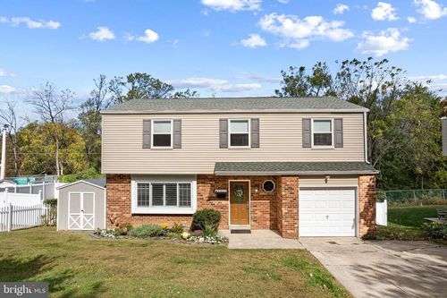 8669 Steeple Dr, PHILADELPHIA, PA, 19128-1947 | Card Image