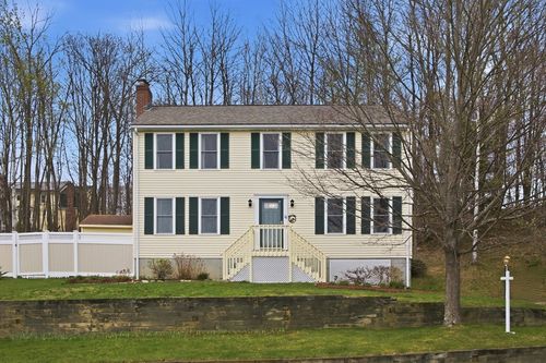 74 Bracken Dr, Marlborough, MA, 01752-5113 | Card Image