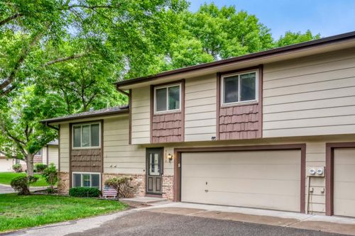 5536 Aldrich Dr N, Brooklyn Center, MN, 55430-3108 | Card Image