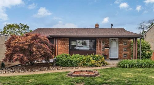 115 Bost Dr, West Mifflin, PA, 15122-2508 | Card Image