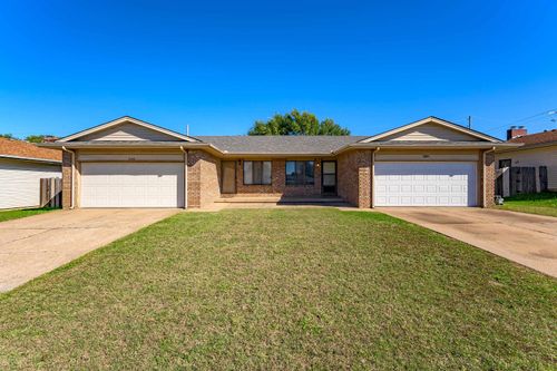 3150 S Pinecrest, Wichita, KS, 67210 | Card Image