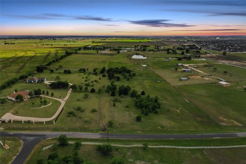 100 County Road 198, Hutto, TX, 78634-5505 | Card Image