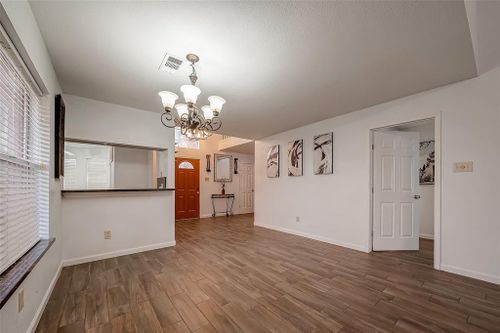 5110 Prairie Creek Dr, Houston, TX, 77084-3070 | Card Image