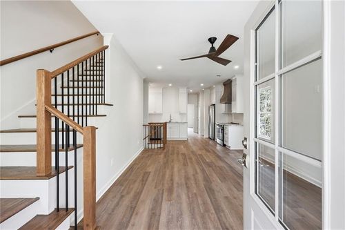 1123 Riverside Ter, Gainesville, GA, 30501-1735 | Card Image