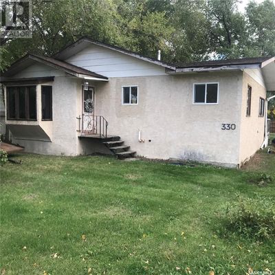 330 2 Nd St S, House other with 3 bedrooms, 1 bathrooms and null parking in Martensville SK | Image 1