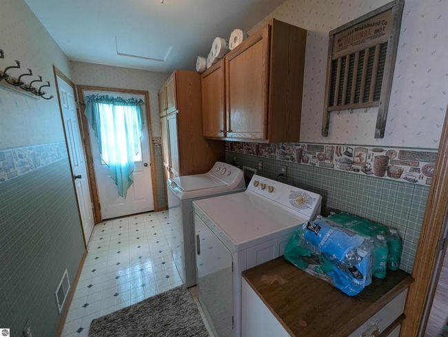 1810 E Riverside Drive, House other with 3 bedrooms, 2 bathrooms and null parking in Au Gres MI | Image 42